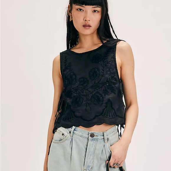 Free People Faded Gardens Tank, XS, FLAW, Black, Ties on Sides, Embroidered NWOT - Picture 2 of 10